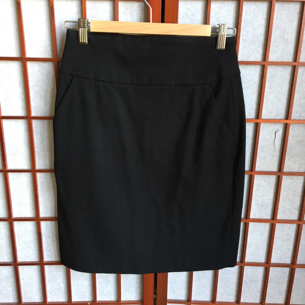 Banana Republic Black Pencil Skirt with Pockets